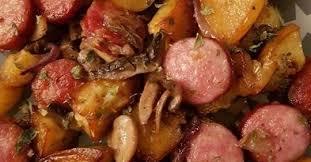 Saucisses Fumees Pommes De Terre Et Champignons Mamie Jeanne Saucisses Fumees Pomme De Terre Alimentation