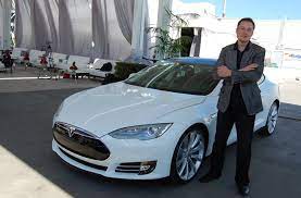 Elon Musk: Tesla'dan kovulduğunuzda en azından gider Apple'da çalışırsınız