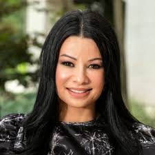 Jenny Rendon's Instagram, Twitter & Facebook