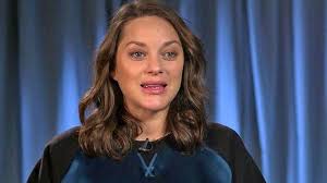 Marion cotillard as edith piaf in la vie en rose, which earned her an oscar: Marion Cotillard On Assassin S Creed And Her Holiday Traditions Abc News