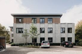 D66 in aerdenhout, bennebroek, bloemendaal, overveen en vogelenzang. Vijverweg Bloemendaal Apartments Vanommeren Architecten Archdaily