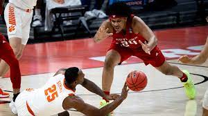 Fill out your bracket and play bracket games on cbs sports sign up for cbs sports' bracket games to get in on the march madness fun March Madness Updates Ncaa Tournament First Round Scores News