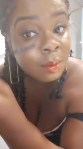 this navy color is a nice look for eyeliner. this eyeliner lasts 30 hours  too.@lorealparisusa #bzzagent #bzzagentcampaign #eyeliner #lorealprecision  #precision #30hrwear