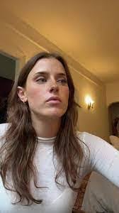 Vivian Markel's Instagram, Twitter & Facebook