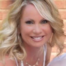 Denise Salter's Instagram, Twitter & Facebook