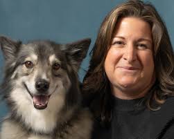 𝐈𝐭'𝐬 𝐕𝐞𝐭𝐞𝐫𝐢𝐧𝐚𝐫𝐢𝐚𝐧 𝐀𝐩𝐩𝐫𝐞𝐜𝐢𝐚𝐭𝐢𝐨𝐧 𝐖𝐞𝐞𝐤! This  week, we're celebrating the incredible veterinarians who are at the heart  of our clinic — 𝐃𝐫. 𝐉𝐨𝐝𝐢, 𝐃𝐫. 𝐂𝐨𝐛𝐲, 𝐚𝐧𝐝 𝐃𝐫. 𝐍𝐢𝐜𝐨𝐥𝐞!  Each of these amazing doctors