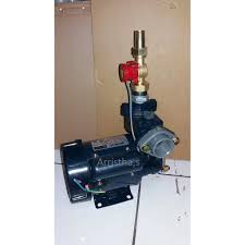 Pompa sumur dangkal otomatis ini cocok digunakan untuk kebutuhan rumah dua lantai yang memiliki ketersediaan daya listrik sekitar 2 hingga 4 ampere yang bertujuan agar konsumsi listrik irit. Pompa Air Shimizu Ps 128 Bit Otomatis Flow Swicth Blackpinkstore22 Shopee Indonesia
