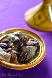Tajine D Agneau Aux Pruneaux Et Aux Amandes Un Dejeuner De Soleil Tajine Agneau Recettes De Cuisine Tajine