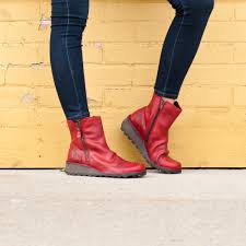 Order your fly london shoes online now from everywhere in canada with free shipping after $85 before taxes. Fly London Mon Short Side Zip Boot Kunitz Shoes