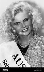 Fashion 1980s austria hi-res stock photography and images