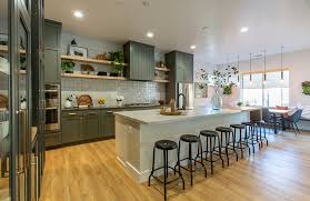 Between july 13th and july 20th, vote for a finalist for the klarna people's pick award by favoriting their listing. Before And After Photos From Rock The Block S Superstar Transformations