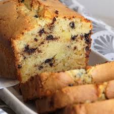 Cake Gourmand Aux Pommes Amandes Et Pepites De Chocolat En 2020 Recette Cake Sucre Gateau Pomme Amande Recette Gateau Pomme