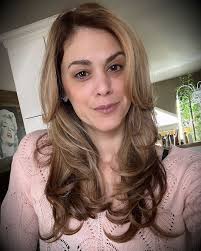 You are always too much for basic people 💋 #doitanyways #mywayorthehighway  #hairbrushing #blowoutstyles #blondehair #livelaughlove #itsmylife