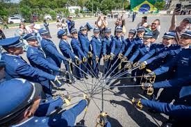 FAB conclui formação de Oficiais convocados em diversas localidades