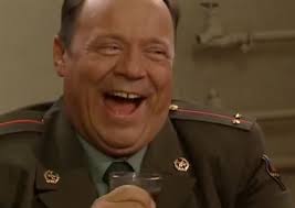 здравствуй небо в облаках здравствуй юность в сапогах текст Soldaty Yunost V Sapogah Na Gitare Na Odnoj Strune