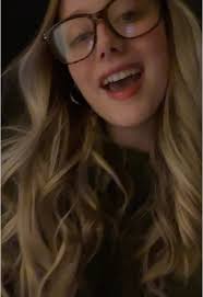 Lacey Schinner Husky