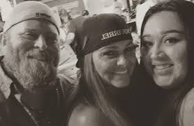 Liz Selby (@liznicolej) • Instagram photos and videos