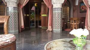 They pamper customers with a variety of spa treatments, moroccan hammam experiences and facials, while hairstyling. Hotel La Sultana Marrakech Marrakesch Holidaycheck Sonstiges Marokko Marokko