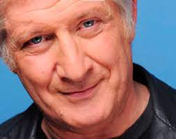 Secret story c'est fini, mais entre bastien et mélanie, c'est visiblement toujours l'amour fou. Patrick Sebastien Son Menage A Trois Avec Nana Et Sheherazade France Dimanche