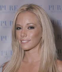 Olive Garden dances around uninvited Playboy model endorsement