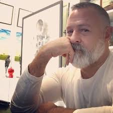 Berry Derek (@DerekBerry)