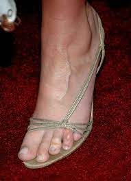 Katherine heigl toes