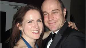 Parachute plot: The ex-girlfriend who walked away