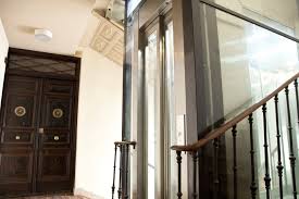 El ascensor es el primer largometraje de daniel bernal, quien colabora con jordi farga (madrid te odio) en el guión, y cuenta con la mexicana marimar vega (la boda de la abuela) y gorka otxoa (fe. El Ascensor Como Inversion En La Vivienda Grupo Excelsior