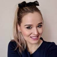 Tamara Markarian's Instagram, Twitter & Facebook