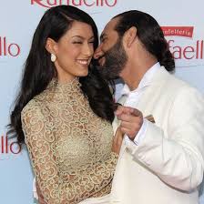 Vor romantischer kulisse, am strand von sizilien, fand am vergangenen samstag (27. Pin Auf R E B E C C A M I R