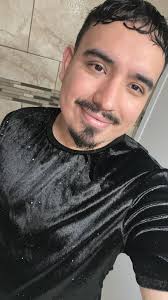 Seeking new friends in Chicago to explore the city and visit North Coast