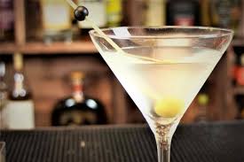 Since 1863, martini has brought people together through the quintessentially italian experience of aperitivo. Welcher Gin Fur Martini 5 Barkeeper Tipps Banneke
