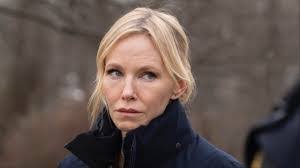 Tess Boyd's Instagram, Twitter & Facebook