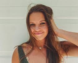 Alex Vick's Instagram, Twitter & Facebook