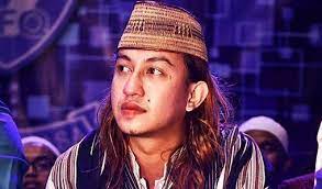 Habib bahar diadili atas kasus penganiayaan terhadap sopir taksi online bernama andriansyah. Ini Alasan Habib Bahar Bin Smith Dipenjara Lagi