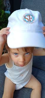 Welcome to our new member. 🤣 Greetings, Uwe.