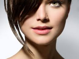 Scopri tutti i possibili tagli corti femminili per la promavera: Tagli Di Capelli Estate 2021 Il Ciuffo Lungo Spopola I Salo Donna Parrucchieri A Spoleto