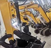TYPHON Hydraulic Thumb Clip Attachment for Mini Excavators
