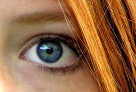 When Hair With Red And Golden Undertones Is Chemically Lightened It Can Turn An Unflattering Brassy Shade If Yo Brassy Hair Tone Orange Hair Bronze Hair Color