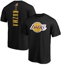 Die shorts sind mit dem hautengen trikot vernäht. Los Angeles Lakers Kyle Kuzma Black Playmaker Name Number Team T Shirt Nba Shop De Fanobchod Cz