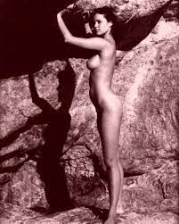 Carey Lowell Nude - 1 Pictures: Rating 8.48/10
