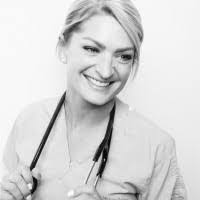 Michelle Dahl's Instagram, Twitter & Facebook