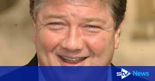 Tributes after death of 'giant of radio' jonathan 'jono' coleman. Qlr7zgc13qtg4m