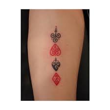 Un partido muy luchado en deck, sobre la chicharra. Tattoo Naipes De Baralho Tribal Liked On Polyvore Featuring Accessories Body Art And Tattoos Tattoos Body Art Paw Print Tattoo