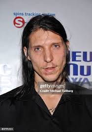 44 photos et images haute résolution de Erik Ellington