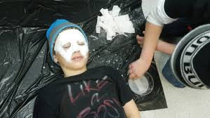 Hat jemand schon erfahrung ? Basteln Mit Gips 9 Kreative Ideen Fur Kinder Und Erwachsene