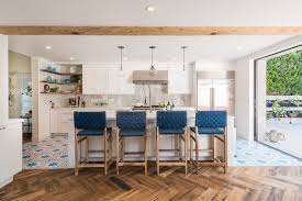 Modern Home With Kitchen Blue Accents Home Home Decor Kitchen Oaks House