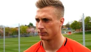 Simon Moore (footballer)