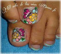 Las uñas pintadas de color rojo son un clásico, especialmente cuando se acerca el otoño y el invierno, donde apetece más para saber cómo pintar las uñas, en realidad, el proceso es bastante sencillo. Elegantes Pintados De Unas 2019 Pies Disenos De Unas Portizaz