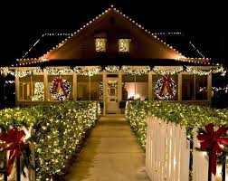 Christmas At Palm Cottage Tour This Historic Landmark All Year Long They Also Offer Walking Tours Florida Christmas Holiday Home Cottage Christmas